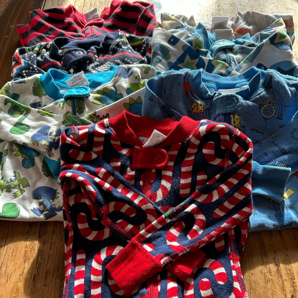 7 pairs of Hanna Anderson PJs